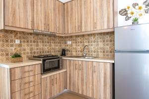 Tholos Stone Suite with Amazing View