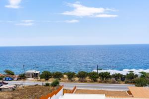 Tholos Stone Suite with Amazing View