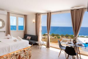 Tholos Stone Suite with Amazing View