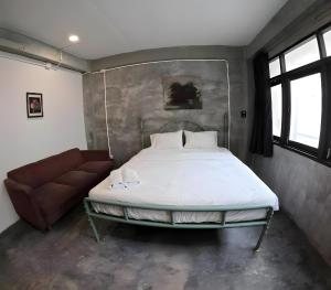 XX GO INN BTS Ari Bangkok - โกอินอารีย์