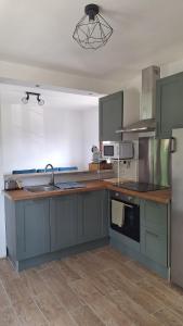 Appartements Apartment for 6 people CDG and Asterix parc : photos des chambres