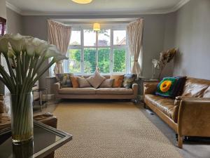 Charming family home in the heart of Sanderstead