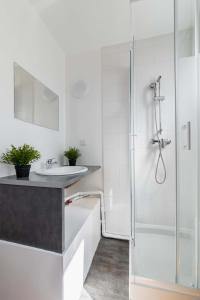 2 pieces cosy hopital bichat - paris 18 - 2P