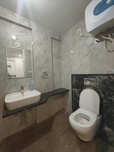 Ms Cozy Unwind - Zinnia