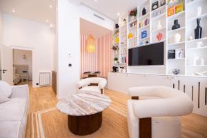 CIA - Chic Flat in Marais with AC