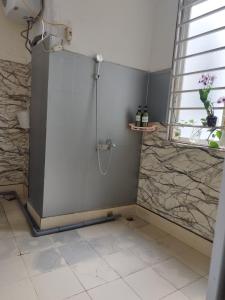 H2 Homestay Old Quarter automatic check inT2