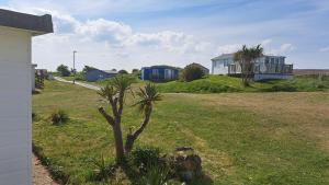 F04 Penrhys, Rivere Towans