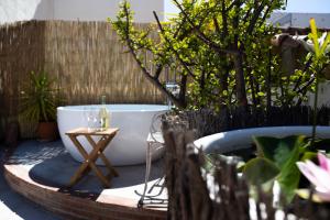 La Bermeja, Alojamiento completo, terraza con bañera y vistas panorámicas