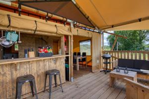 Tentes de luxe Home Sweet Lodge, Glamping Aquitaine : photos des chambres