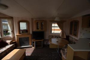 The Double Bed Retreat with Free Parking