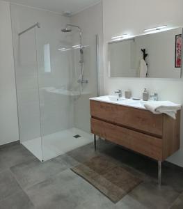 Maisons de vacances L-Orge - Maison Design, 3 chambres, jardin et garage privatif : photos des chambres