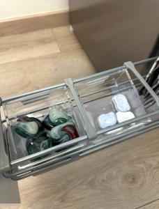Appartements PARIS-MONTROUGE Magnifique Appartement 2 piece de 36m2 - tres cosy pour 1 a 5 personnes refait a neuf - ENTIRE APARTMENT LUXIRIOUS AND WARM - Montrouge Paris 14eme - Proche Aeroport Orly & Parc Expositions Porte de Versailles FREE WIFI GRATUIT : photos des chambres
