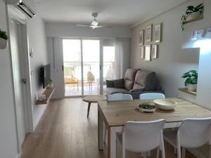 Apartamento renovado cerca de la playa