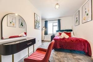 2 Flats near Coop Arena & Etihad Stadium