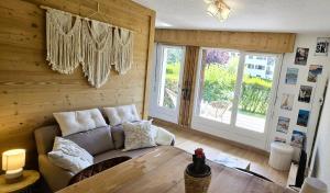 Appartements Joli studio avec terrasse : photos des chambres