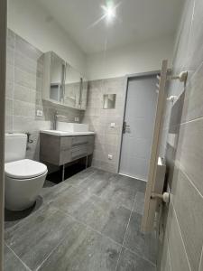 Villas Villa Palmiera with pool, Alpilles, Provence : photos des chambres