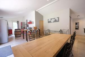 Maisons de vacances Nice house with private-pool situated in the heart of the Luberon : photos des chambres