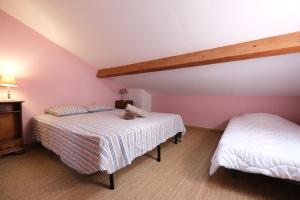 Maisons de vacances Nice house with private-pool situated in the heart of the Luberon : photos des chambres