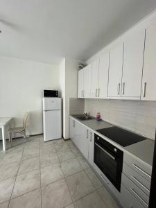 Nyvky Like Home - Нивки Парк з балконом і ванною 64