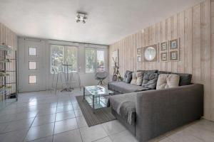 Vue mer, plage à 50m, Maison pour 4