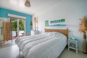 Vue mer, plage à 50m, Maison pour 4