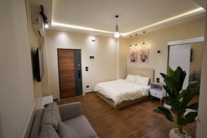 Modern Studio No 2 By Diafa