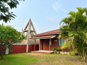 Hotel Sadhana Executive