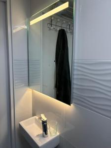 Grand studio vue magique sur Paris