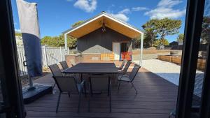 Marbles House - 4 Bedrooms, 8 Beds, Sleeps 10 - Pet Friendly