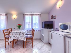 Apartment Fabiana by Interhome