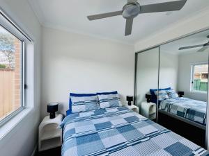 Cosy Sunlit Home Away from Home