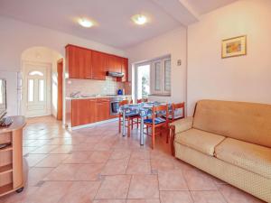 Holiday Home Ivan by Interhome 