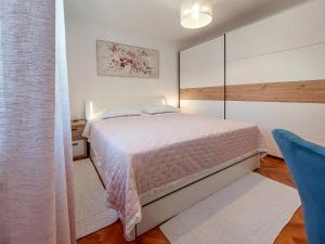 Apartment Kraljic by Interhome