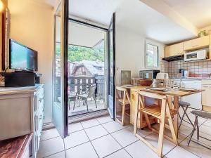 Apartment La Comtesse-9 by Interhome