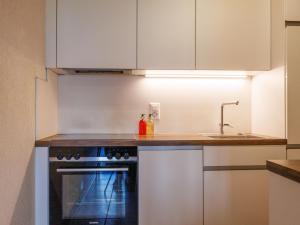 Apartment Chaedoz 61 by Interhome