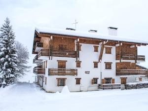 Studio Les Collybies by Interhome