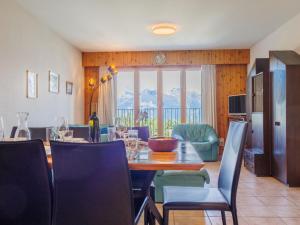 Apartment Chaedoz 61 by Interhome