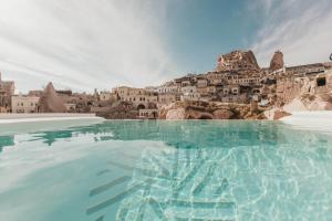 Pool Room with View room in Millstone Cave Suites Hotel