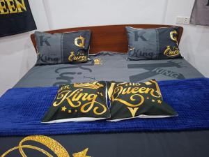 J City Holidays Inn