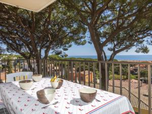 Apartment Melis II M5 Playa de Pals by Interhome