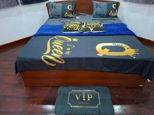 J City Holidays Inn