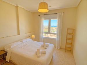 Spanish Connection - Cala Azul