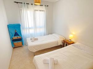 Spanish Connection - Cala Azul