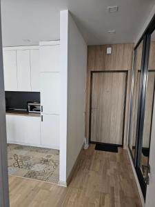 Nyvky Like Home - studio 35 near Retroville