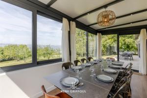 Villas Villa Biloba - sea view and beach access 10 People : photos des chambres