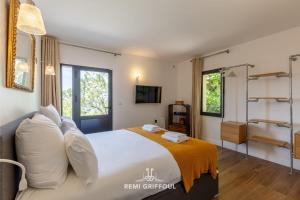 Villas Villa Biloba - sea view and beach access 10 People : photos des chambres