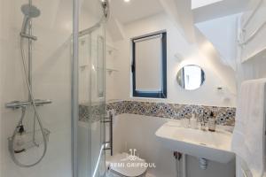 Villas Villa Biloba - sea view and beach access 10 People : photos des chambres