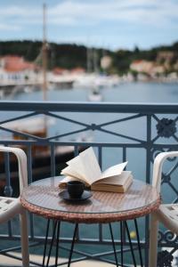 Authentic Suites in Fiscardo (Archontiko)