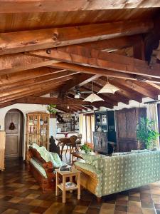 Cris House