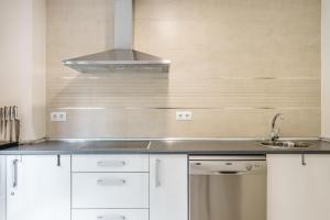 Hoyo 100 Views Terrace Pools